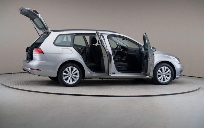 Volkswagen Golf cena 63899 przebieg: 76495, rok produkcji 2019 z Warszawa małe 172